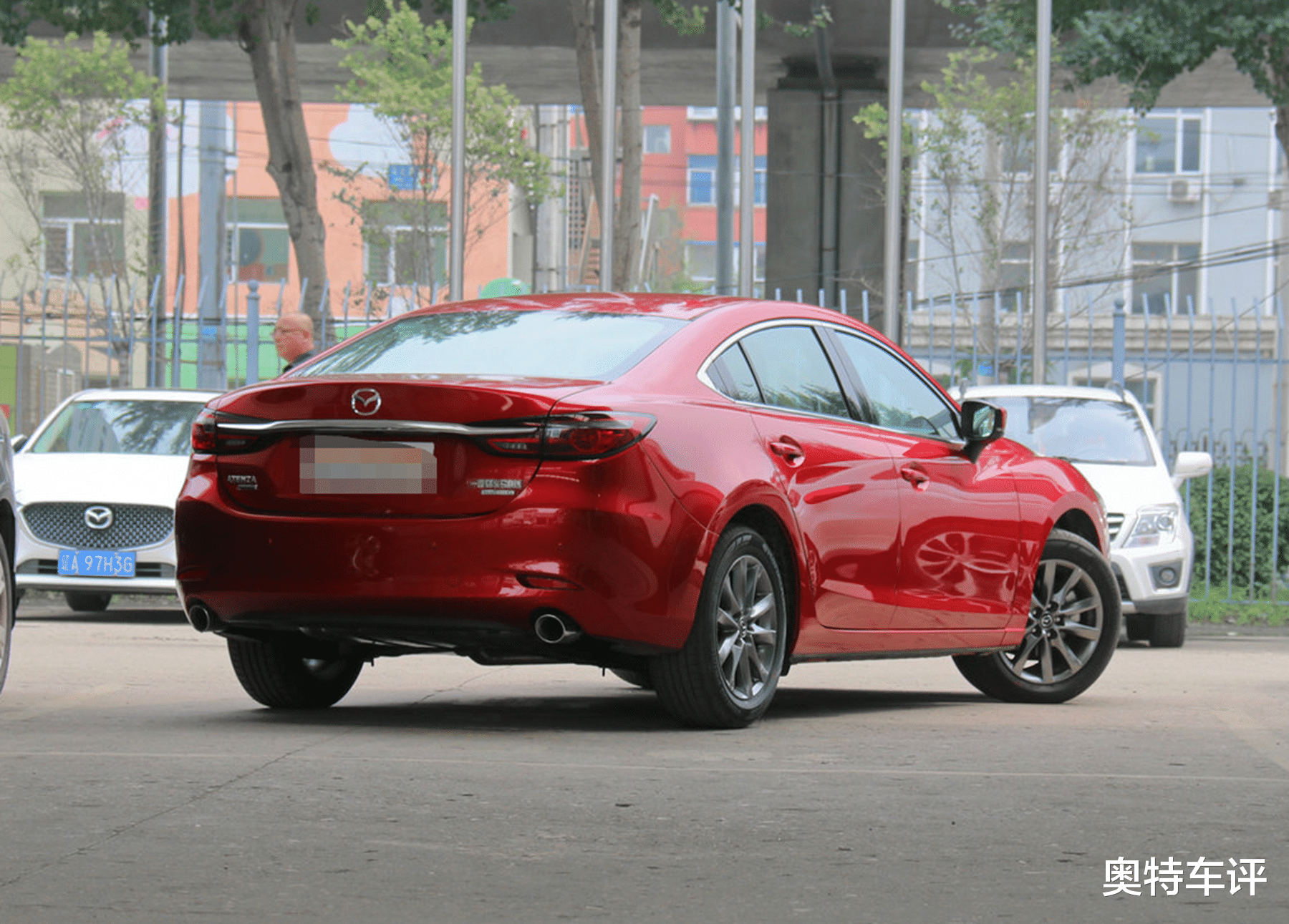 马自达|马自达打响“价格战”，阿特兹降至10万，真的是被市场逼得吗？