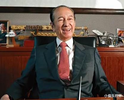 何鸿燊|何鸿燊和向华强谁是真正的“大佬”?何鸿燊:先摆平我小弟崩牙驹