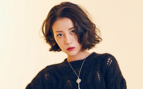 杨幂|杨幂用20部戏喂出来一头白眼狼,解约后反咬一口?网友们:看走眼了