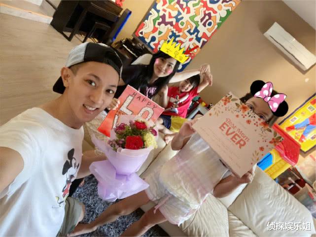 「吴尊」吴尊母亲节首晒老婆产房生产照，林丽吟获老公儿女甜蜜表白超幸福