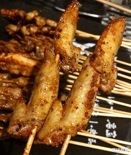 烧烤|烧烤摊上不该点的5种食材,不懂的人吃得欢,懂的人却从不会点
