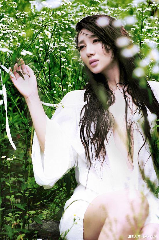 姐姐|和成龙暧昧、抛弃高晓松、害于和伟离婚？姐姐们兴风作浪的上位史