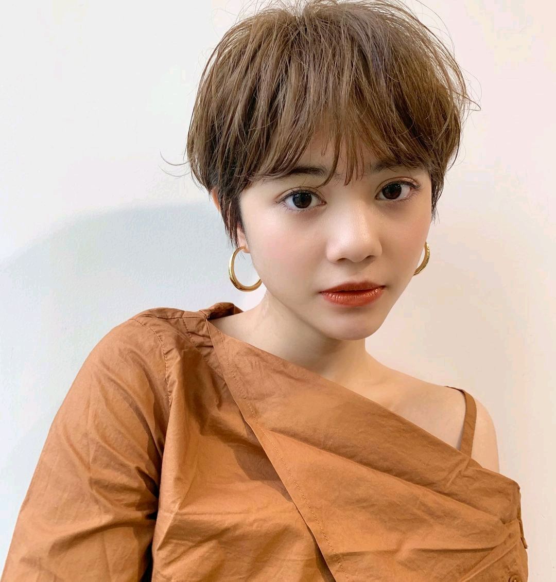 发型|2020精选“不老气”发型16款，无论长短都很美，看看你喜欢哪一款
