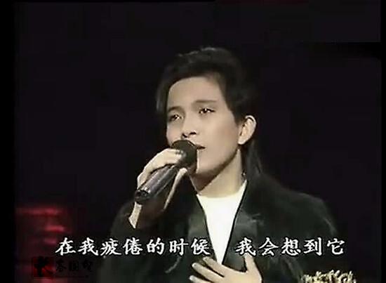 潘美辰|“中性始祖”潘美辰：当红时因绯闻淡出乐坛，51岁和哥哥依旧单身