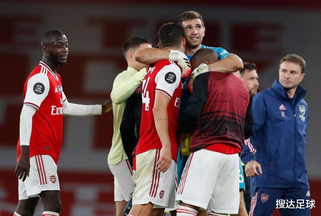 阿利松|94分49秒!他在最后11秒的一次极限扑救,让利物浦100分夺冠梦碎