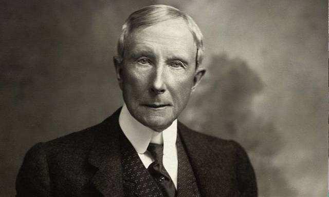 洛克菲勒|首富洛克菲勒：当你没钱没人脉时，去做这3件事，未来可期