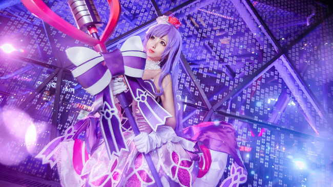 [王昭君]福利速报：玩家发现王昭君·偶像歌手的抽取方法，六次即可获得！