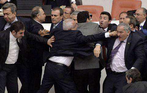 『程序员』皮一下——如何逼疯你看不惯的同事