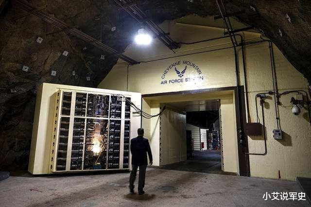 【大门】如果爆发核战,美国会关闭这扇20吨重大门!我们也有