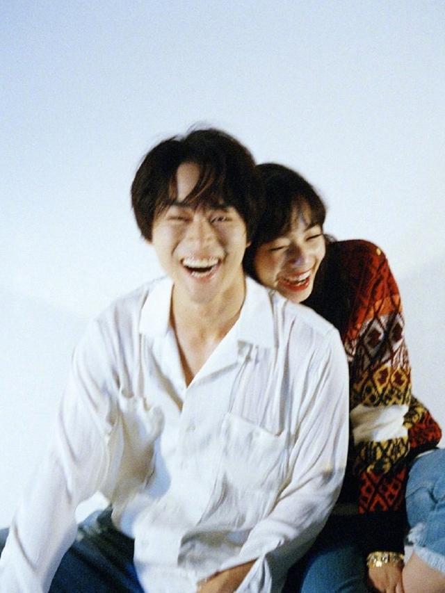 小松菜奈：小松菜奈新男友曝光！甜蜜演绎夏日糖果色，跟权志龙还差点一意思