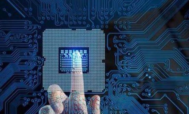 芯片|中国芯片传来喜讯！令荷兰意外的是，这次光刻机也要靠边站！