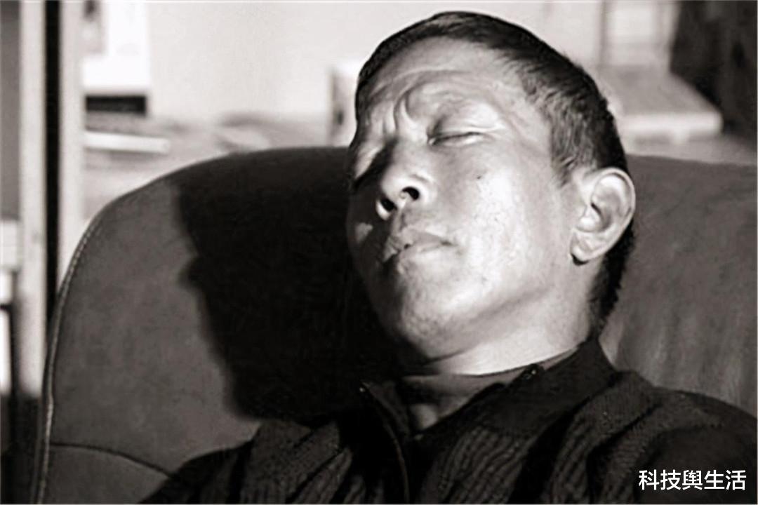 |黄延秋在梦中3次瞬移，每次醒来都距家千里，他经历了什么？