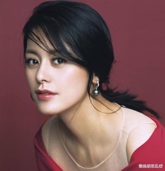 胡冰卿|捧不红女星：李一桐胡冰卿不算啥，她担任38次女主连名字都记不住