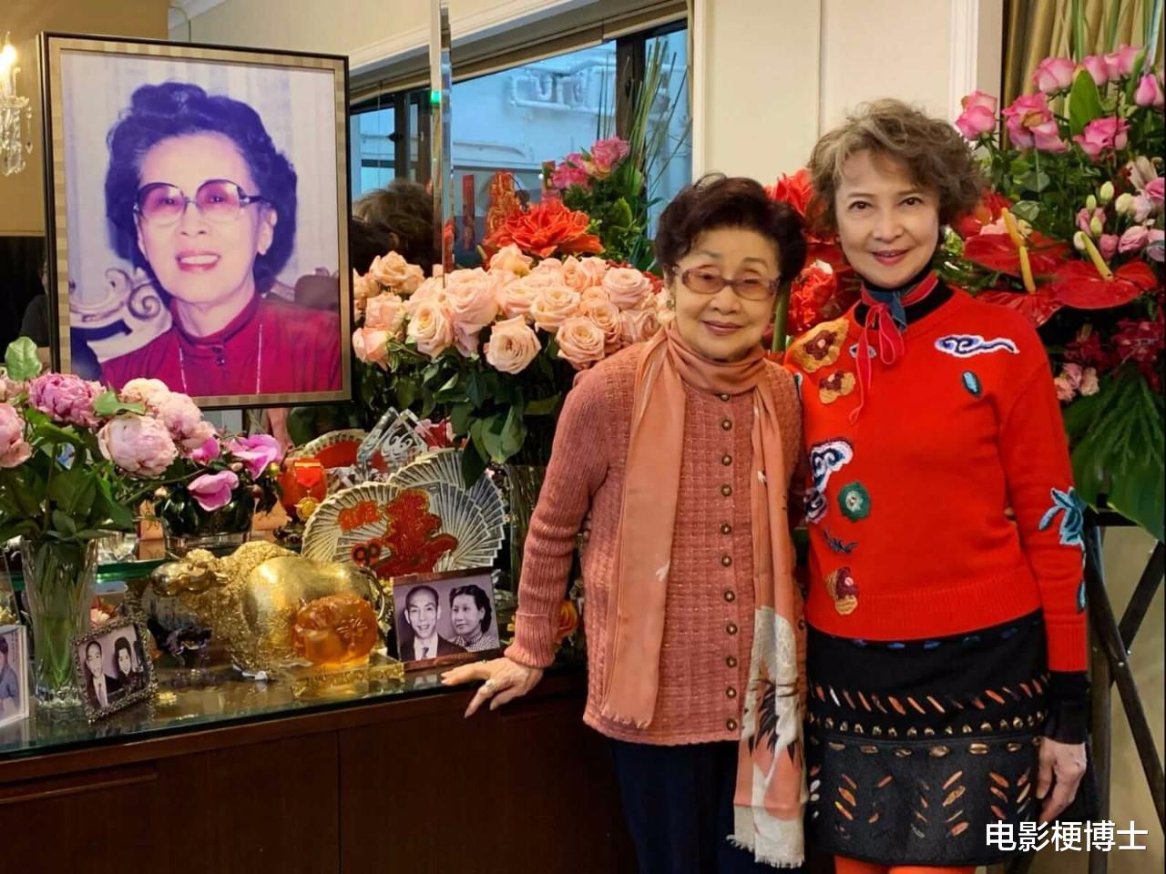 萧芳芳|“李连杰银幕老妈”罕见露面，73岁仍然气质迷人，正过着诗意人生