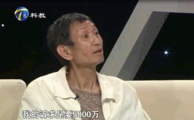 毛晓彤|毛晓彤：幼时被扔垃圾堆，成名后被索5000万，父亲说她挣钱太容易