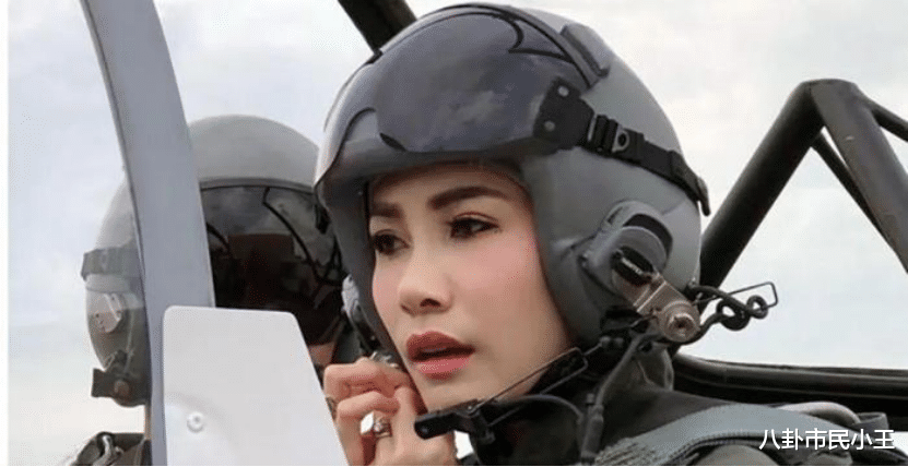 泰国|泰国后宫堪比《甄嬛传》，诗妮娜贵妃被释放，而贴身宫女已成泰王新欢