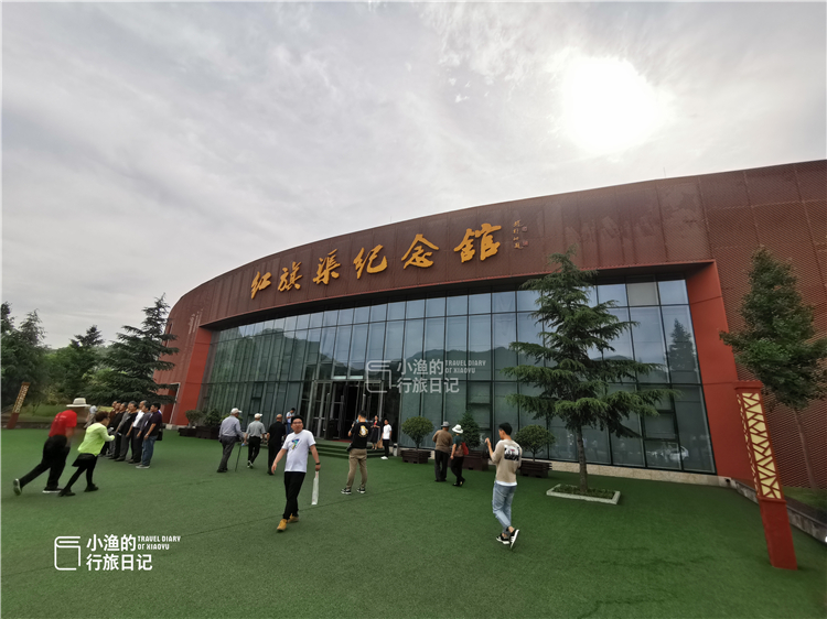 【太行山】太行山半山腰有条“天河”，蜿蜒盘旋1500公里，见过的人都被震撼