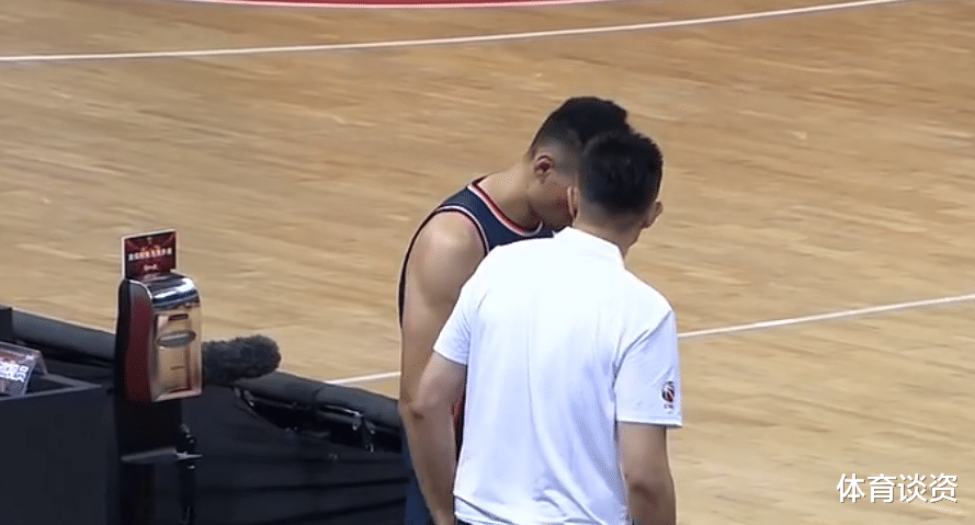 杜锋|13分钟5次出手！广东老将30岁还被杜锋骂，你真把自己当易建联了？