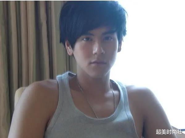 彭于晏|38岁彭于晏也难逃油腻，脸变圆肌肉松弛，网友：健身男神去哪了