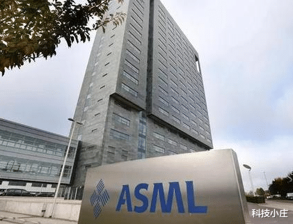 「光刻机」中国光刻机打破封锁!荷兰ASML曾放出“狠话”,现在想收回了?