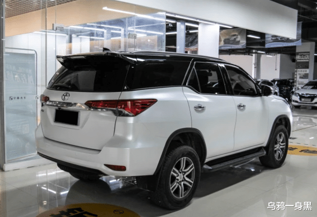 丰田汉兰达|丰田又一重磅SUV，性能不输汉兰达，26万起，不买汉兰达就选它！