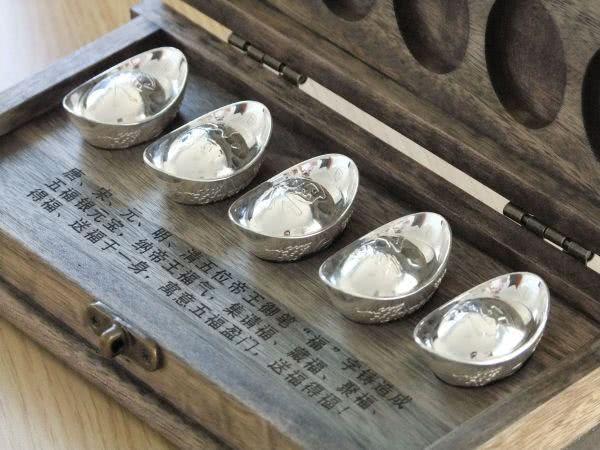 生肖▲恭喜3大生肖，5月下旬起，财运红得发紫，财富进兜，富贵挡不住