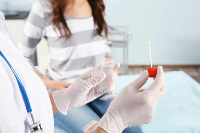 宫颈癌|宫颈癌上身，白带先提示！再三提醒：白带的3种异常一定不能拖