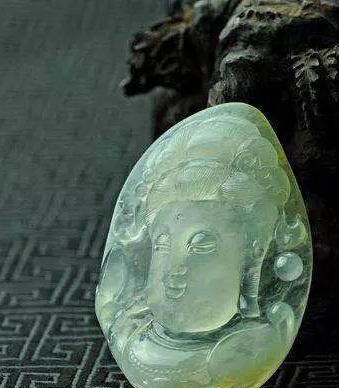 「文玩」头发有焗色，翡翠也有“焗色”鲜为人知的焗色翡翠