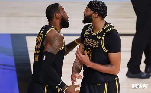 詹姆斯·哈登|詹皇浓眉谁更有希望拿到FMVP？两场末节合计18分，差距显而易见