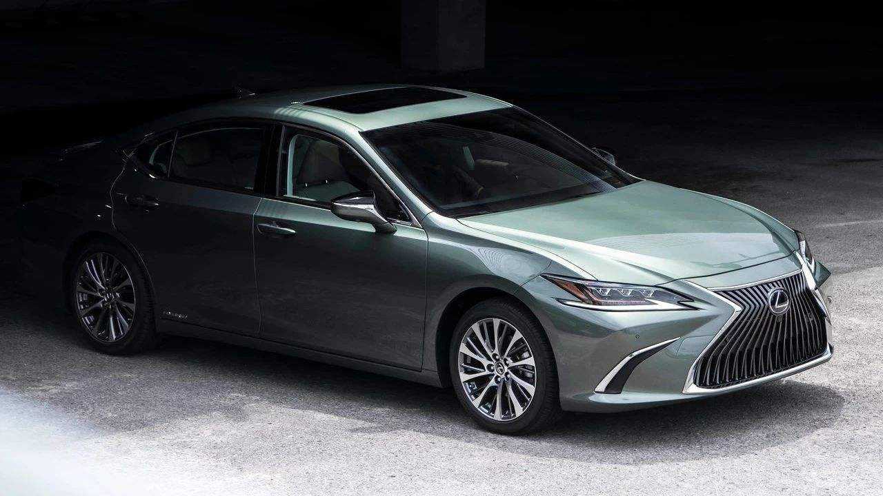 雷克萨斯ES|雷克萨斯ES和奥迪A6是一个档次的车型?看完它们美国售价再下结论