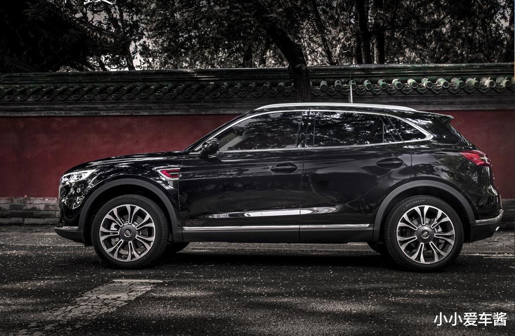 红旗hs5@“帝王级”红旗HS5来啦！豪华简约大气庄重设计，BOSE音响+2.0T