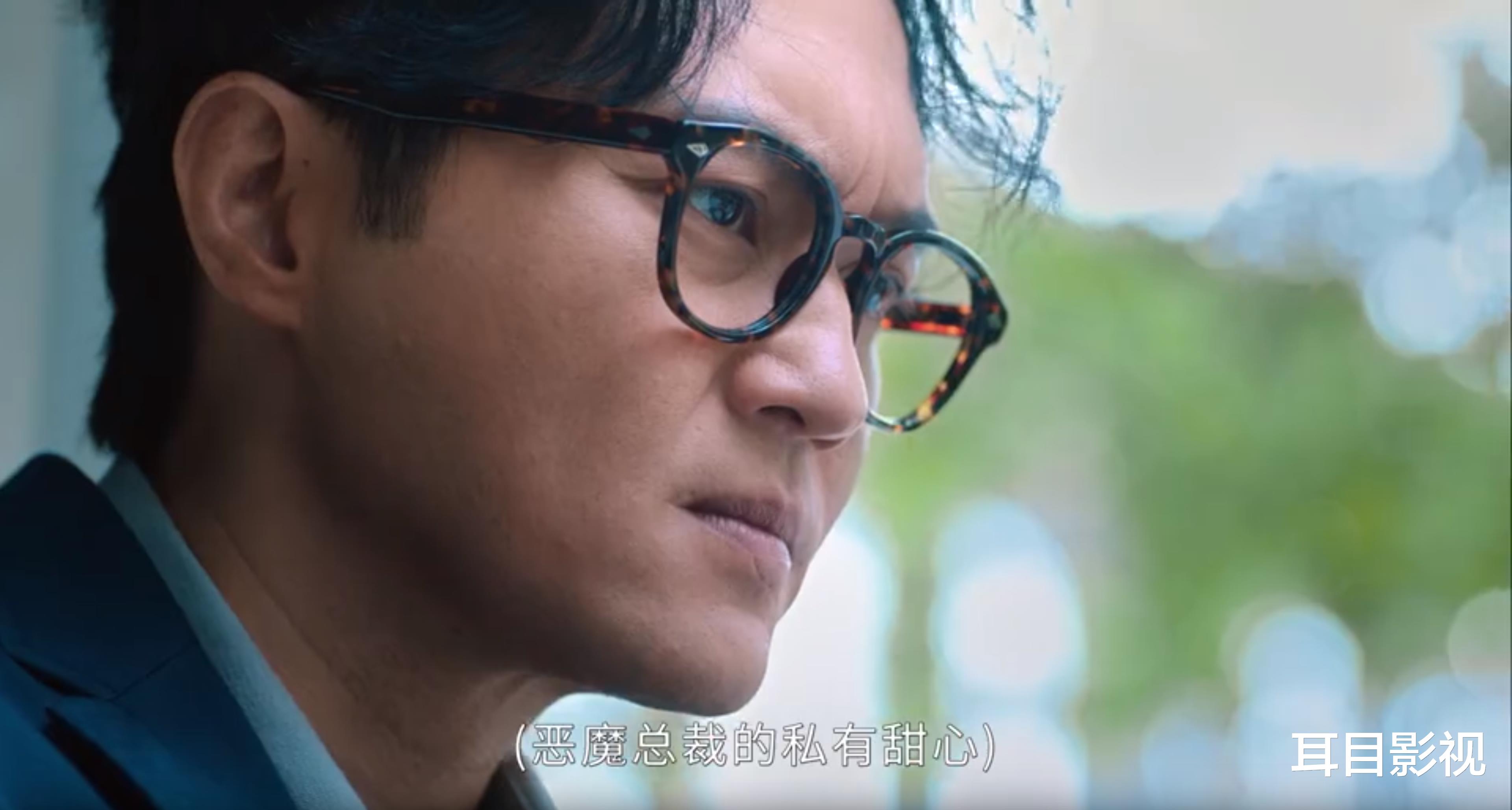 非凡三侠|神仙阵容的港式喜剧《非凡三侠》，熬夜看了两集，笑得根本停不下来