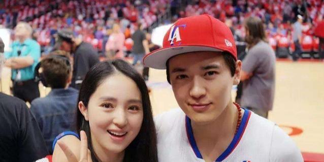 「隔离」外国已婚女偶遇初恋情人致2500人被隔离，精彩程度堪比电影大片