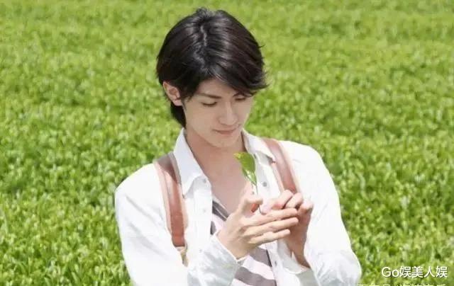 三浦春马|外表帅气却自卑到骨子里,曾想退圈做农民,是谁逼死了三浦春马?