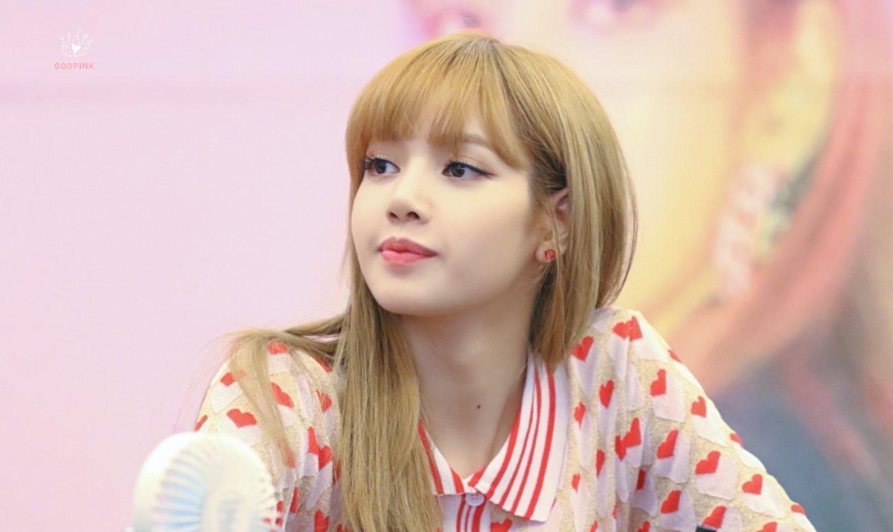 「blackpink」BLACKPINK回归单曲好评如潮！但Lisa的背景引起了印度歌迷不满