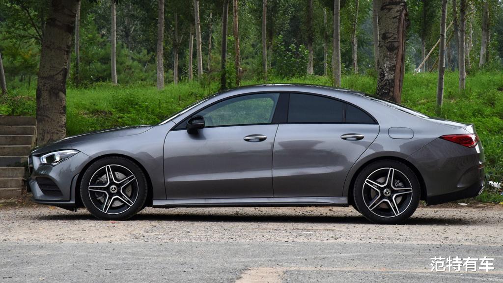 SUV|降级竞争！车宽近1米9，配无框车门，跌至20万，还买什么帕萨特