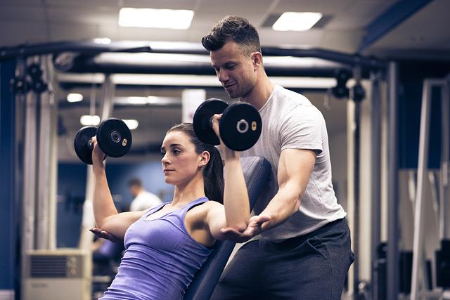 三角肌▲肩部肌群练了很长时间,一直没有效果吗?问题可能出在这里