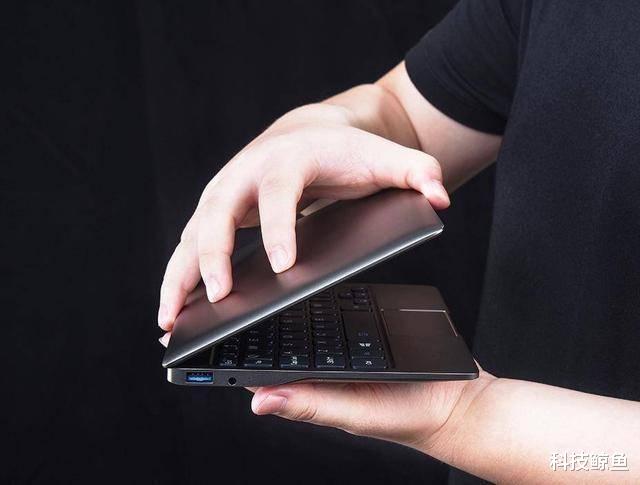 #大疆无人机#别再留恋苹果MacBook，这款国产神机用了就回不去了