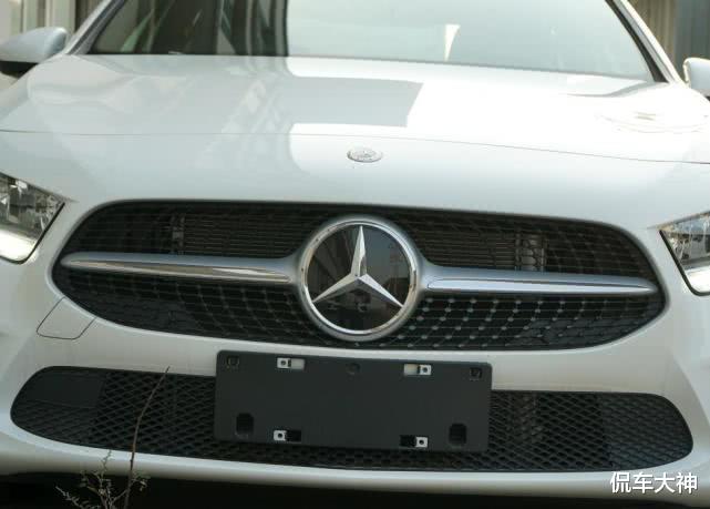 『思域』奔驰终于放下架子，21下探到14万，懊悔朗逸思域买早了！