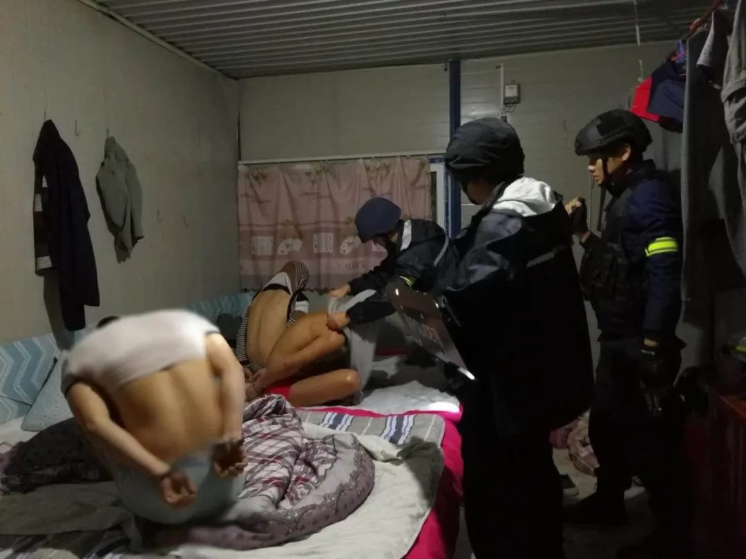 桂林|专案组被公安部记集体一等功！再现“306”特大制毒案破获过程