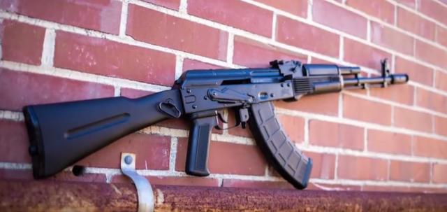 洲际导弹@全球10种最强最猛的突击步枪，哪一把是你的最爱？