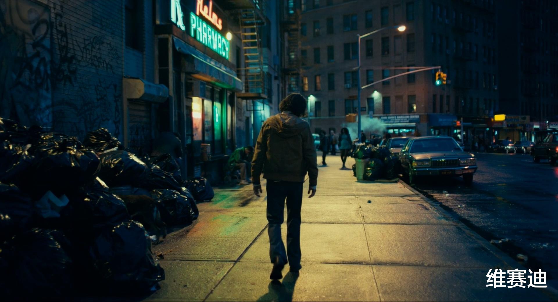 【漫威】看看DC宇宙的数据，你会发现它是一个“好牌打烂”的典型案例