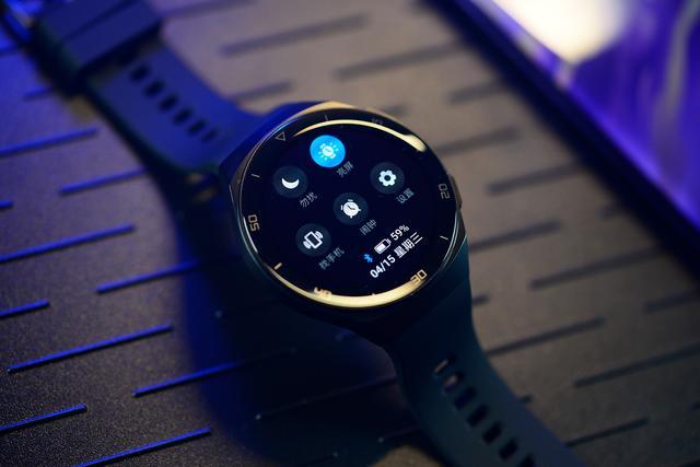 阿里巴巴▲华为Watch GT 2e评测：两周超长续航，100种运动模式很给力