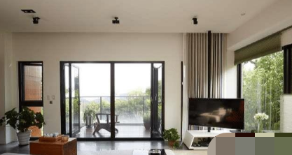 微信|微信朋友圈里的“七个不晒”，看看你中了几个？晒了的赶紧删掉吧！