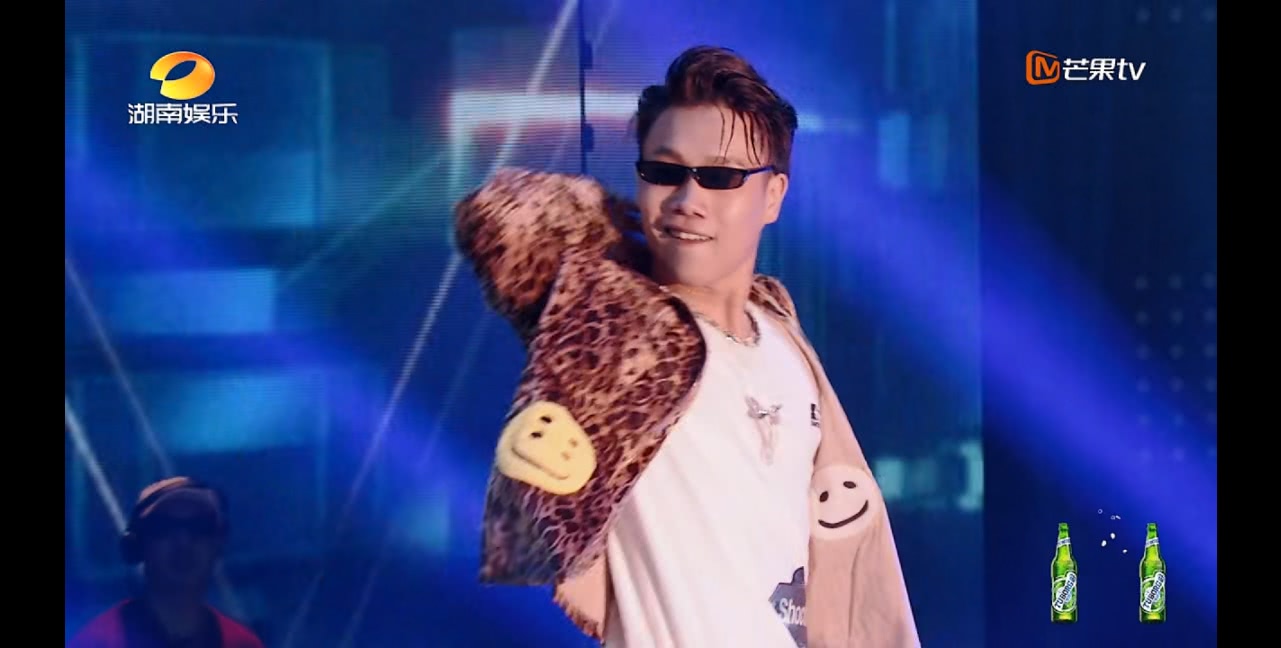 #全员加速中#中国新说唱最悲剧导师!看着free out全员被吊打,这还怎么玩?