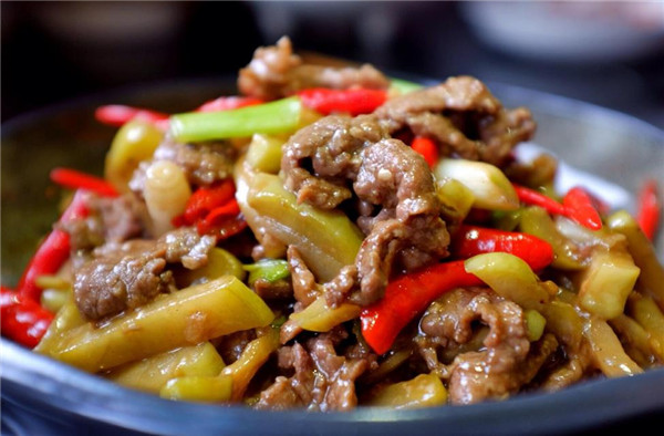 #牛肉#同样是牛肉,为什么中国的普通牛肉不能煎牛排,外国的牛肉就可以