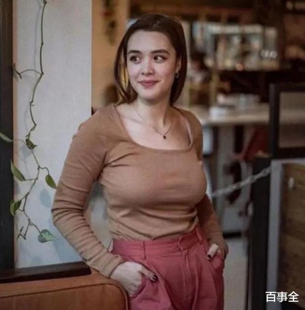 钟丽缇大女儿没能继承颜值,可身材丰满不输妈妈,22岁却过于早熟