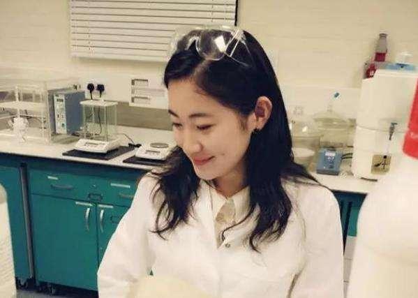 #清华大学#14女孩以900分进清华，创“高考神话”，毕业后引人感叹