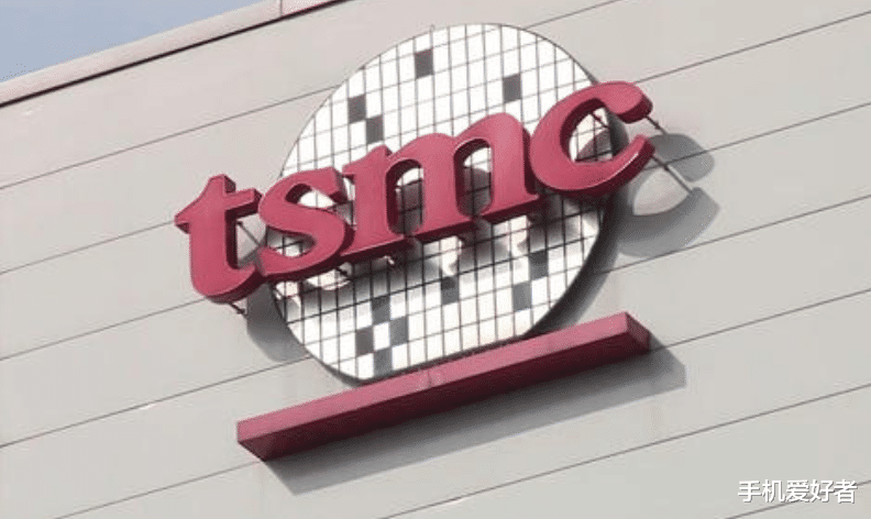 芯片:杨澜采访清华紫光董事长赵国伟当前国产芯片水平,赵国伟:相当于抗战时期水平