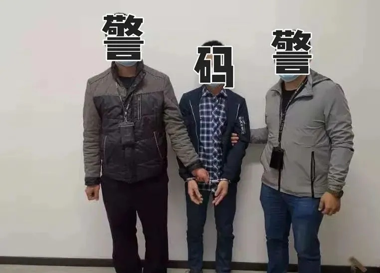 冰视频 “美女”邀约“赤诚相见”,小伙照做钱包险被榨干,“美女”:可别挑战我的耐心哦